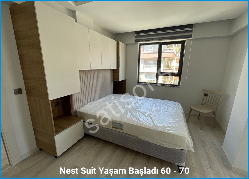 Nest Suit 13