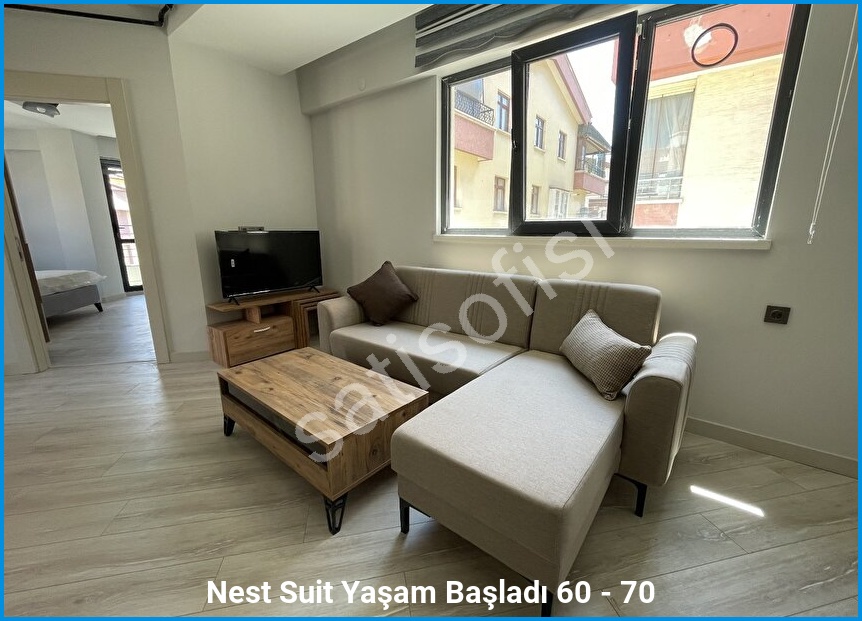 Nest Suit 14