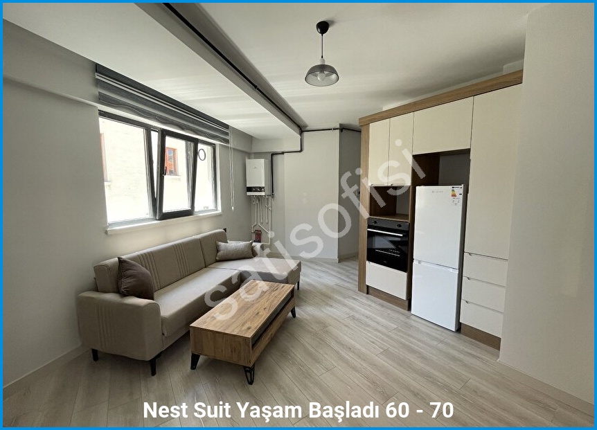 Nest Suit 15