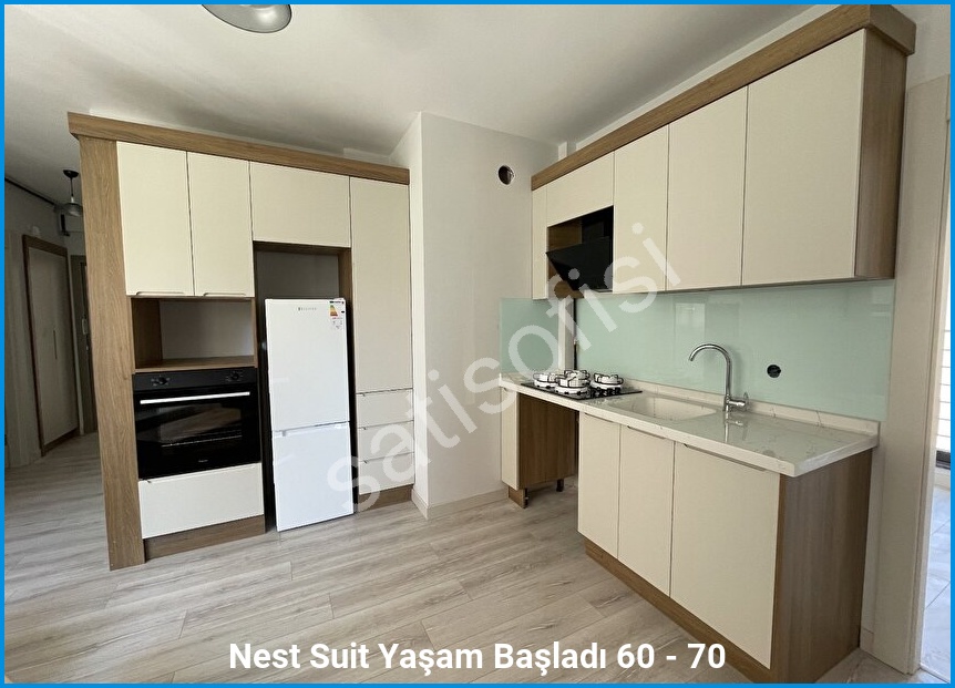 Nest Suit 16