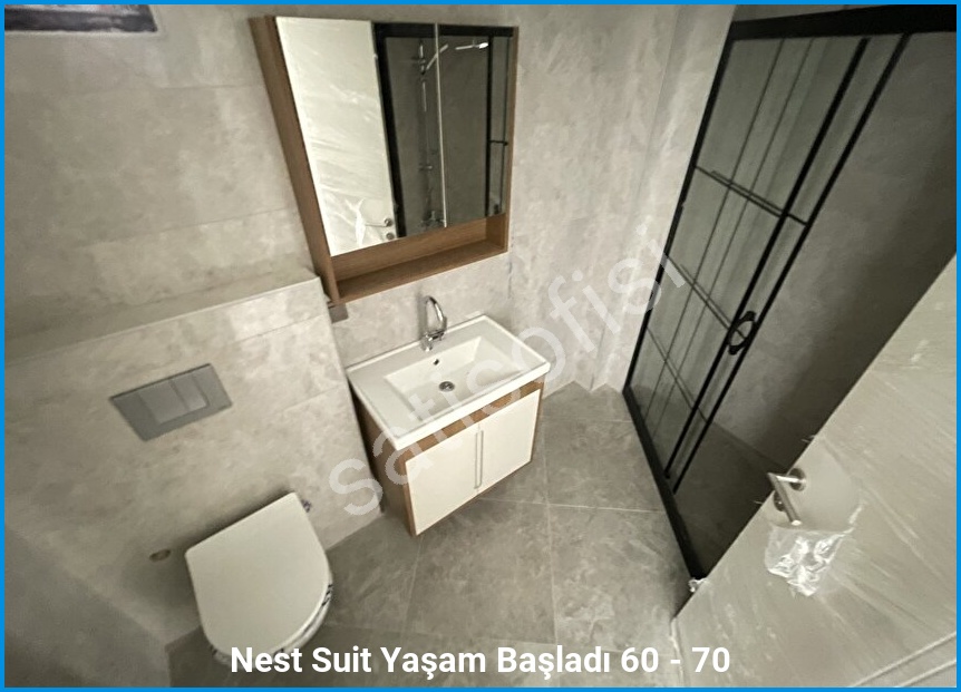 Nest Suit 19