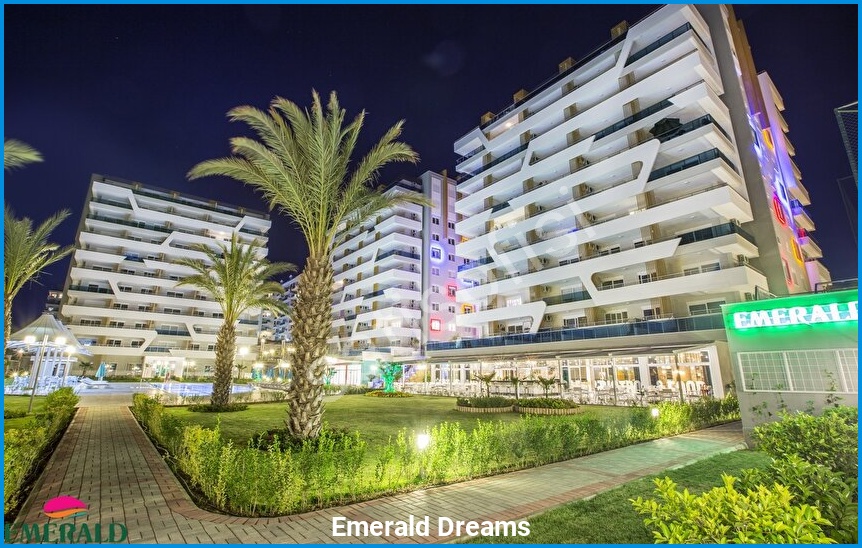 Emerald Dreams 4