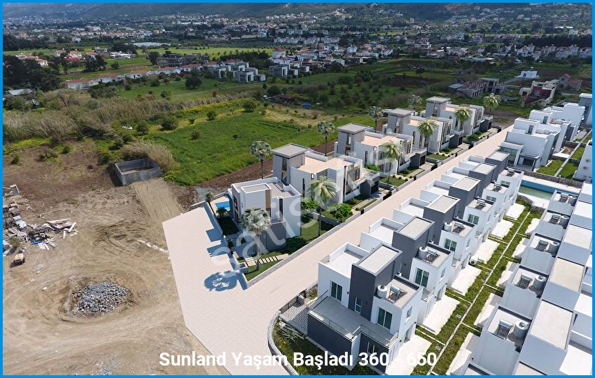 Sunland 10