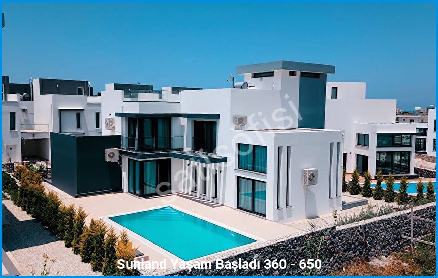 Sunland 15