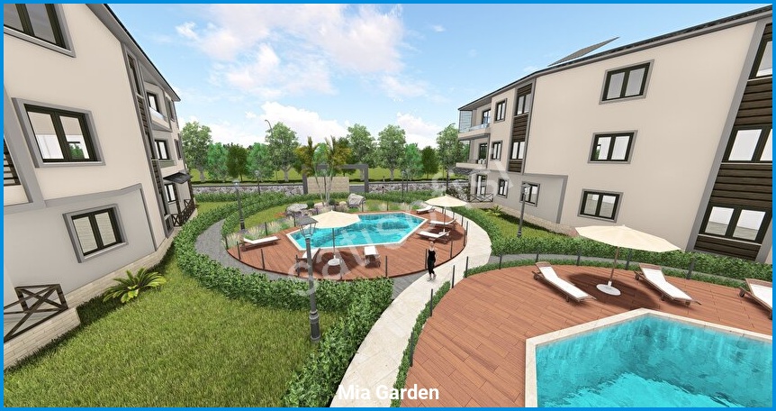 Mia Garden 9